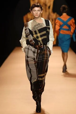 Look 28